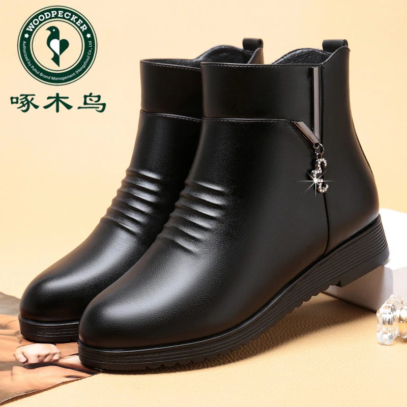 啄木鸟妈妈棉鞋中老年加绒冬季保暖防滑短靴中年女鞋秋冬平底皮鞋