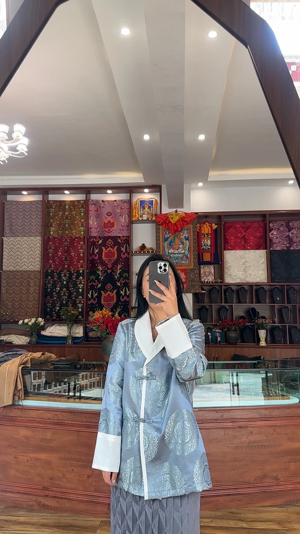 岗娜姆莫本短款外套