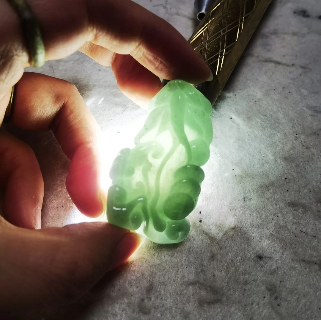 纯手工雕刻貔貅招财一生如意辈辈有钱有球必应