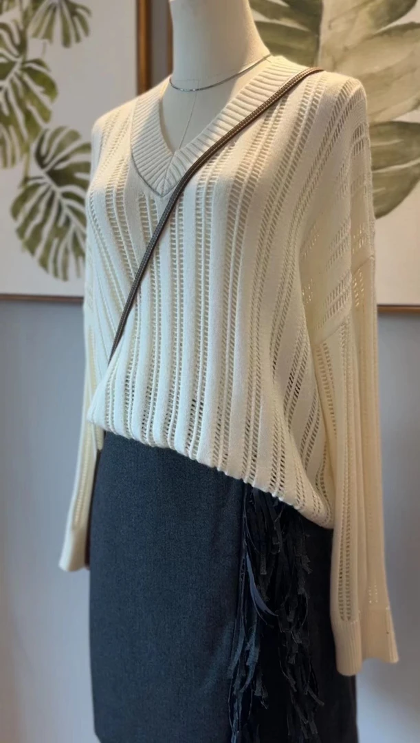 MSC高定 v领镂空套头针织毛衣 镜布