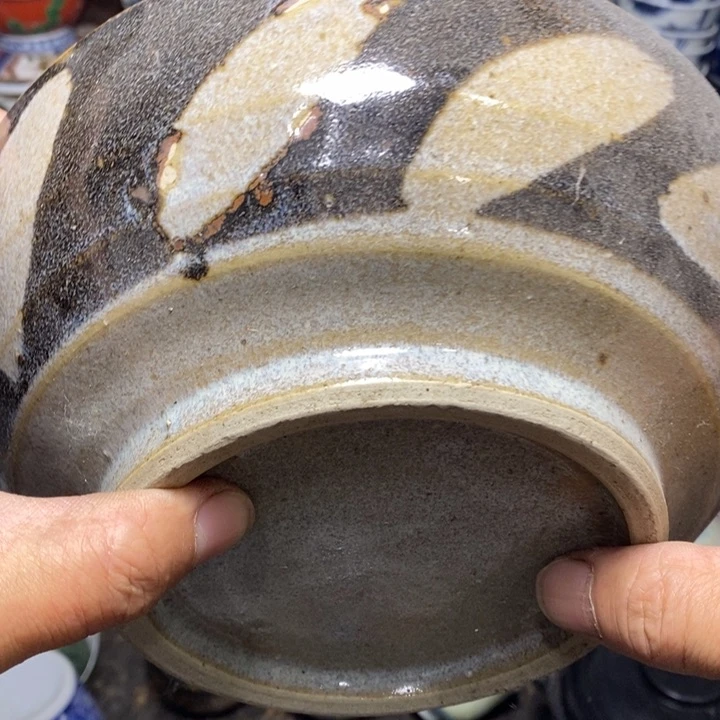 瓷片一个人不在宿舍好孤独阿真的好烦呐真的
