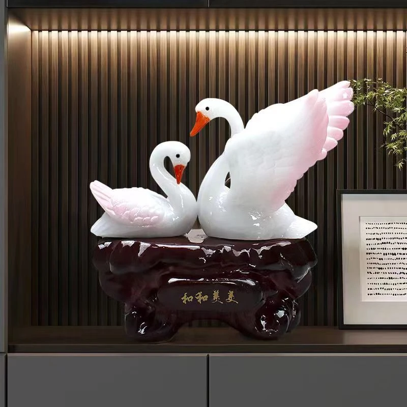 和和美美鸳鸯天鹅摆件一对小号新房装饰品结婚新婚创意实用摆件