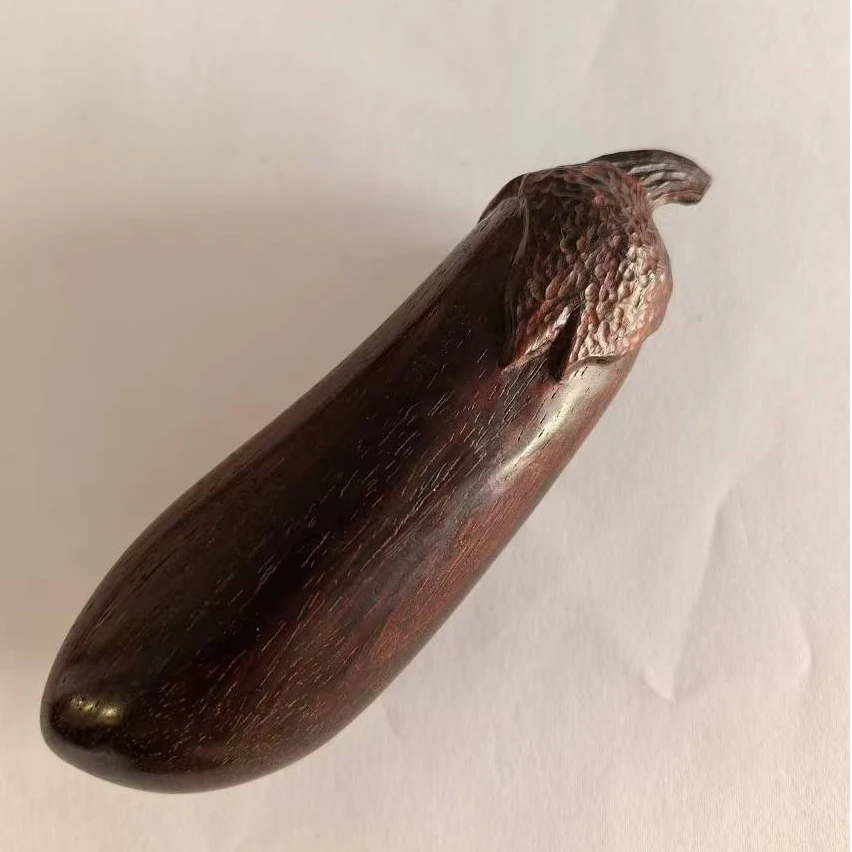 大红大紫茄子（小叶紫檀）