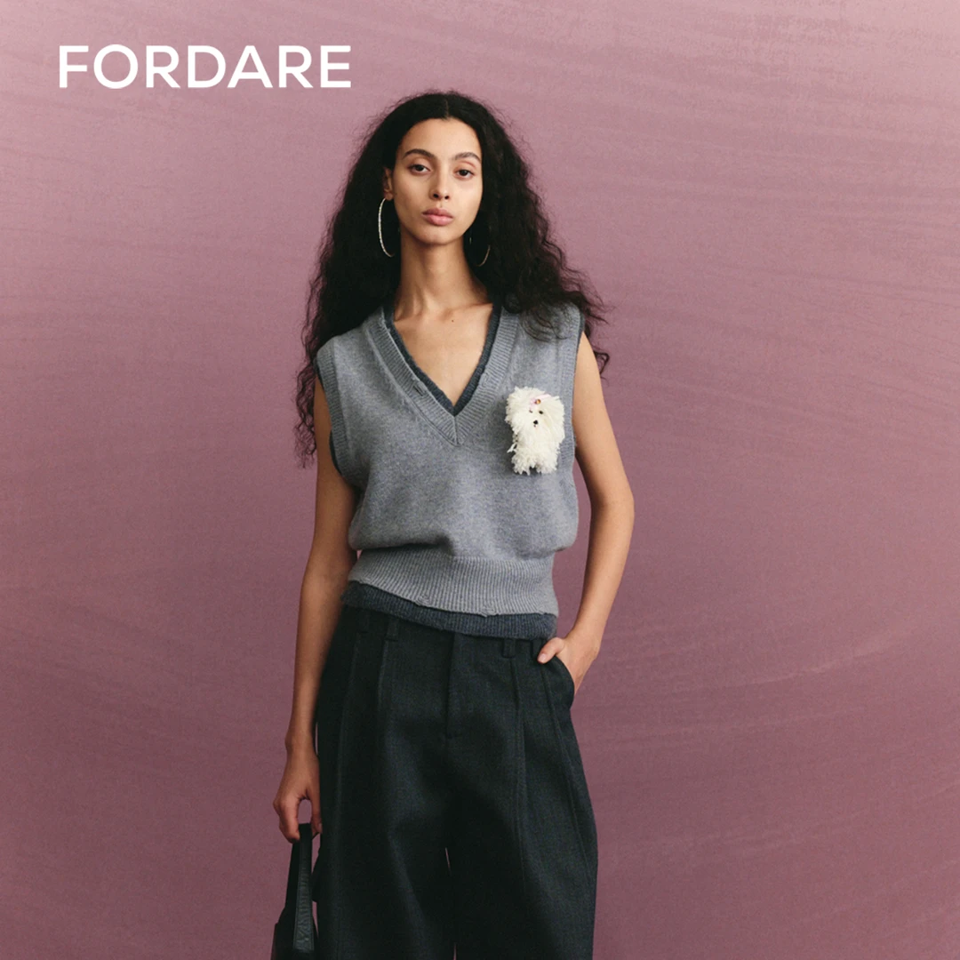 FORDARE福蝶 秋季新品玩偶小狗假两件毛衫背心时尚休闲无袖2257