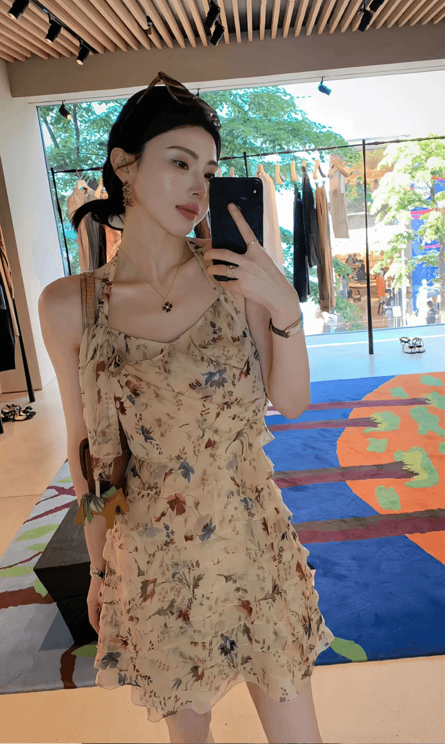 2024新款浪漫度假挂脖裙印花蛋糕裙收腰A字碎花小短裙