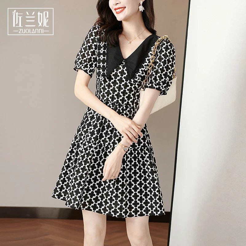 泡泡袖品牌碎花连衣裙女夏新款气质高级感小个子轻奢休闲裙子