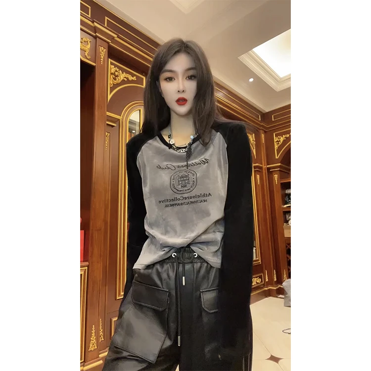 欧洲站2025秋季新品高级个性感丝绒插肩袖字母修身长袖打底上衣女