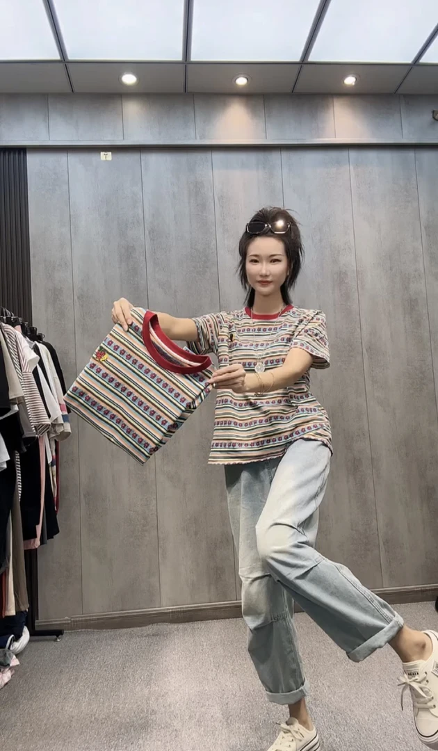 网红爆款时尚T恤女2025夏季新款设计感小众韩版洋气条纹百搭短袖