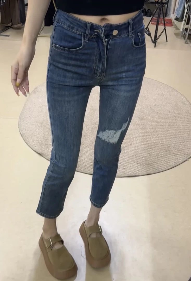 萱贝纯清仓夏季新款破洞牛仔裤女高腰显瘦小脚裤百搭八分烟管裤子