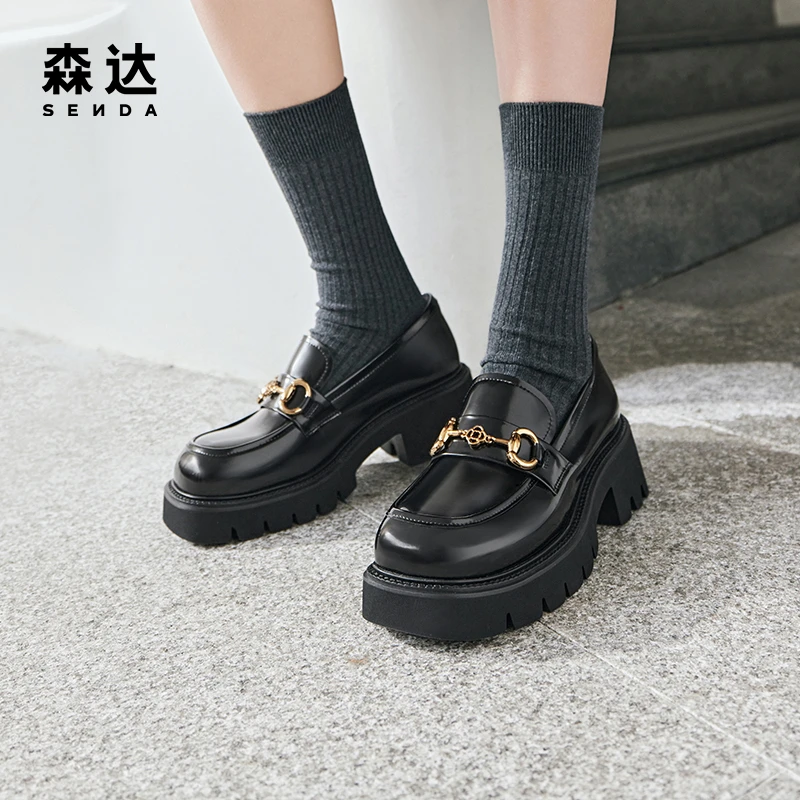森达圆头乐福鞋时尚百搭女秋季真皮马衔扣厚底单鞋ZTA18CA4