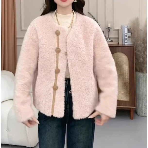 2025年简约温柔粉色小香风冬季气质女士宽松一体韩版时尚外套