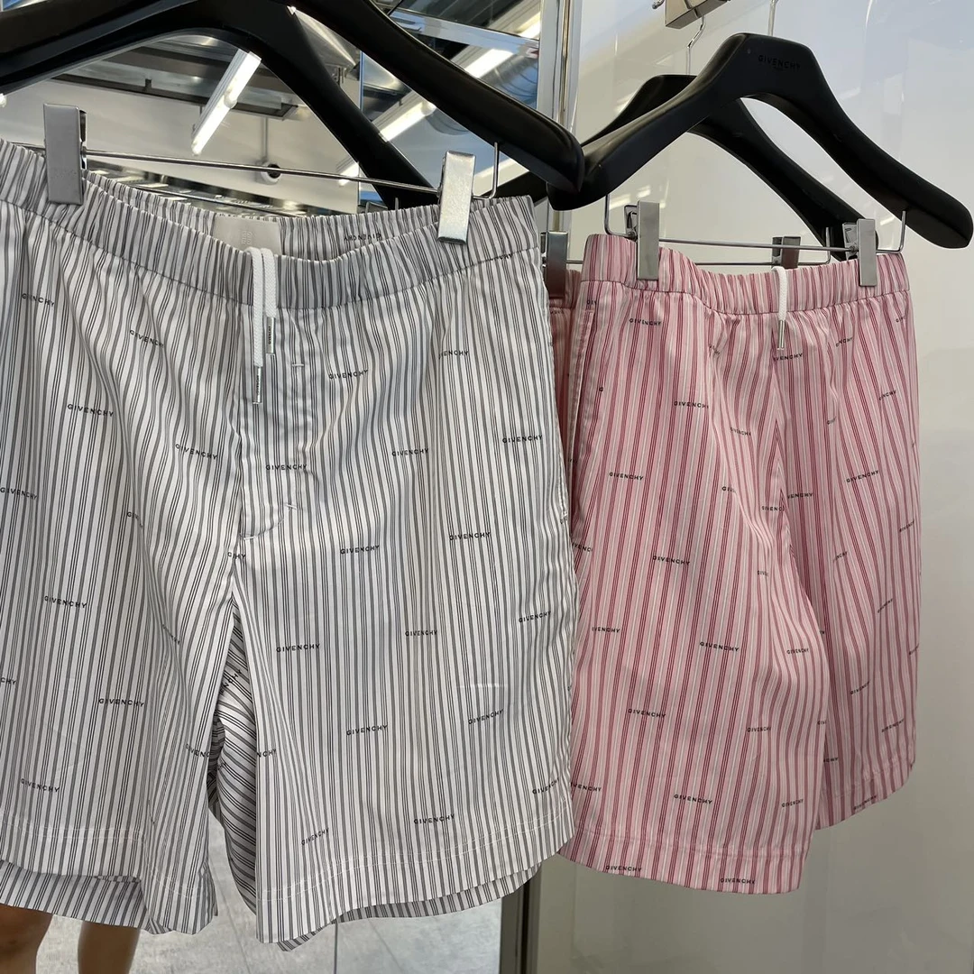 6/13纪梵希男士条纹时尚休闲短裤多色