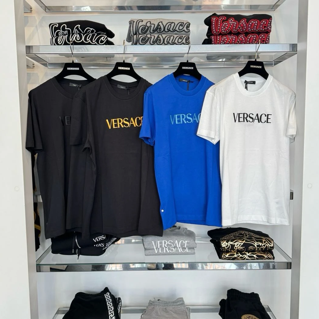 未使用 VERSACE/范思哲 男士字母刺绣休闲百搭短袖多色