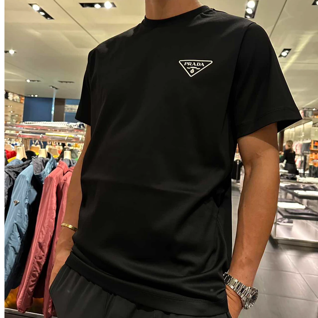 未使用 Prada/普拉达 经典倒三角标T恤短袖