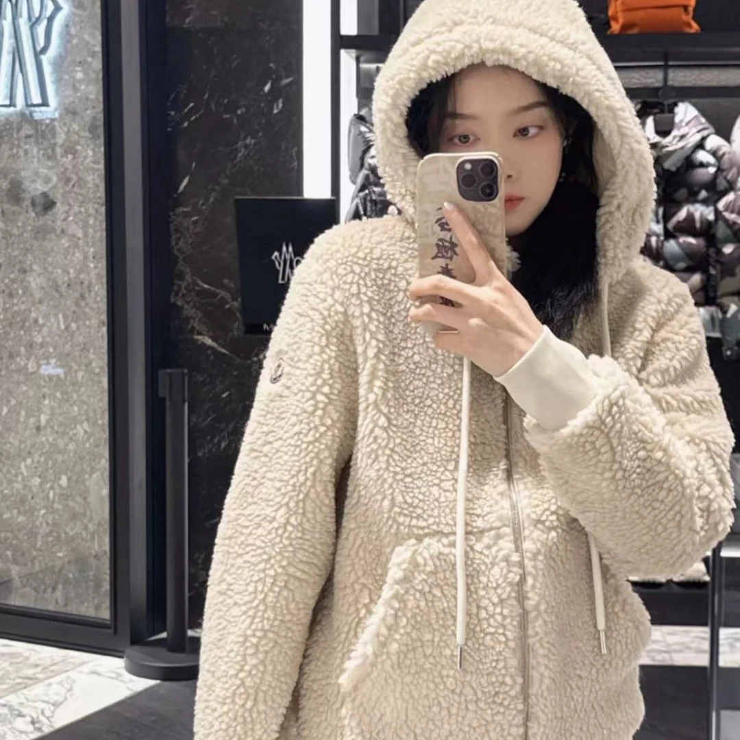 全新未使用 MONCLER 蒙口/魔方/专柜/连帽米白小熊外套/teddy