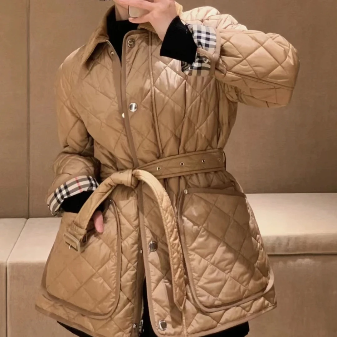 未使用 BURBERRY/博柏利 【现货柜11200】新款收腰色中长款棉服