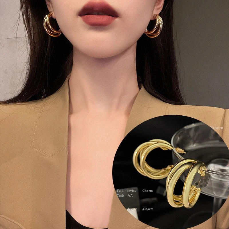 铜合金耳饰 了不起的女孩金晨同款金属风C形耳环2023新款夸张个性