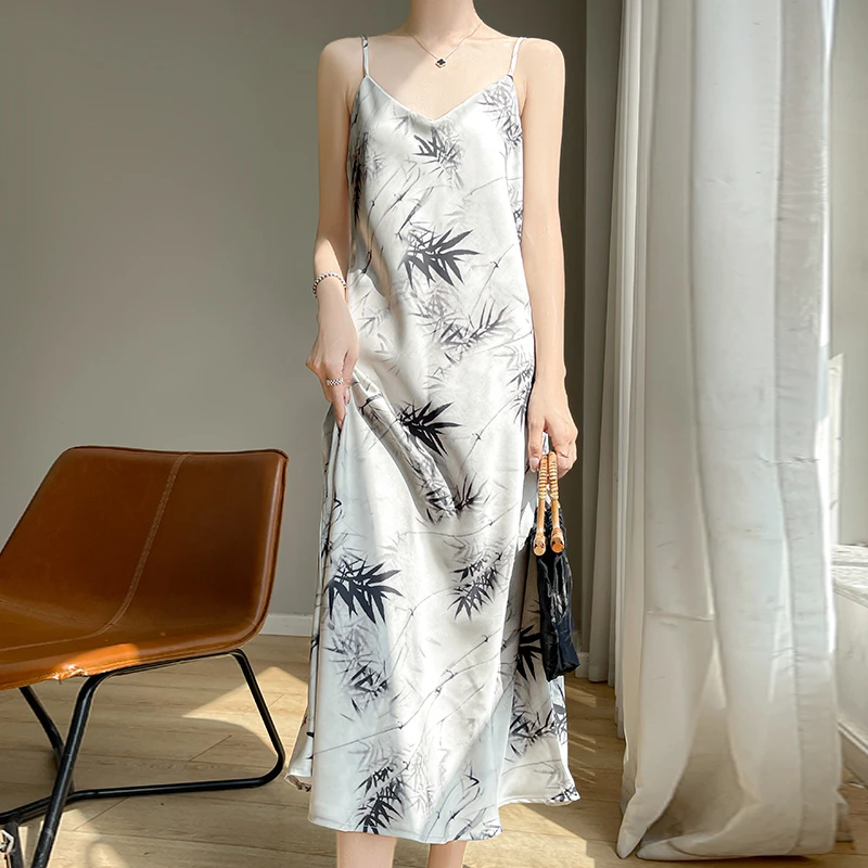 新中式水墨竹林吊带连衣裙女2024新款夏季雅致复古禅意碎花长裙子
