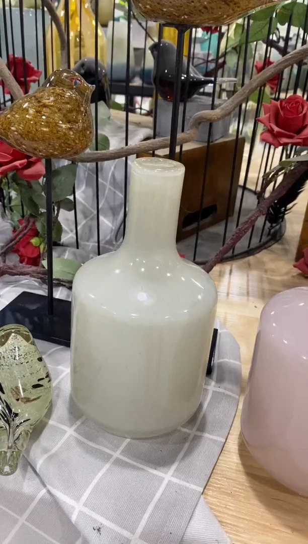 【闪购商品】福利琉璃花瓶