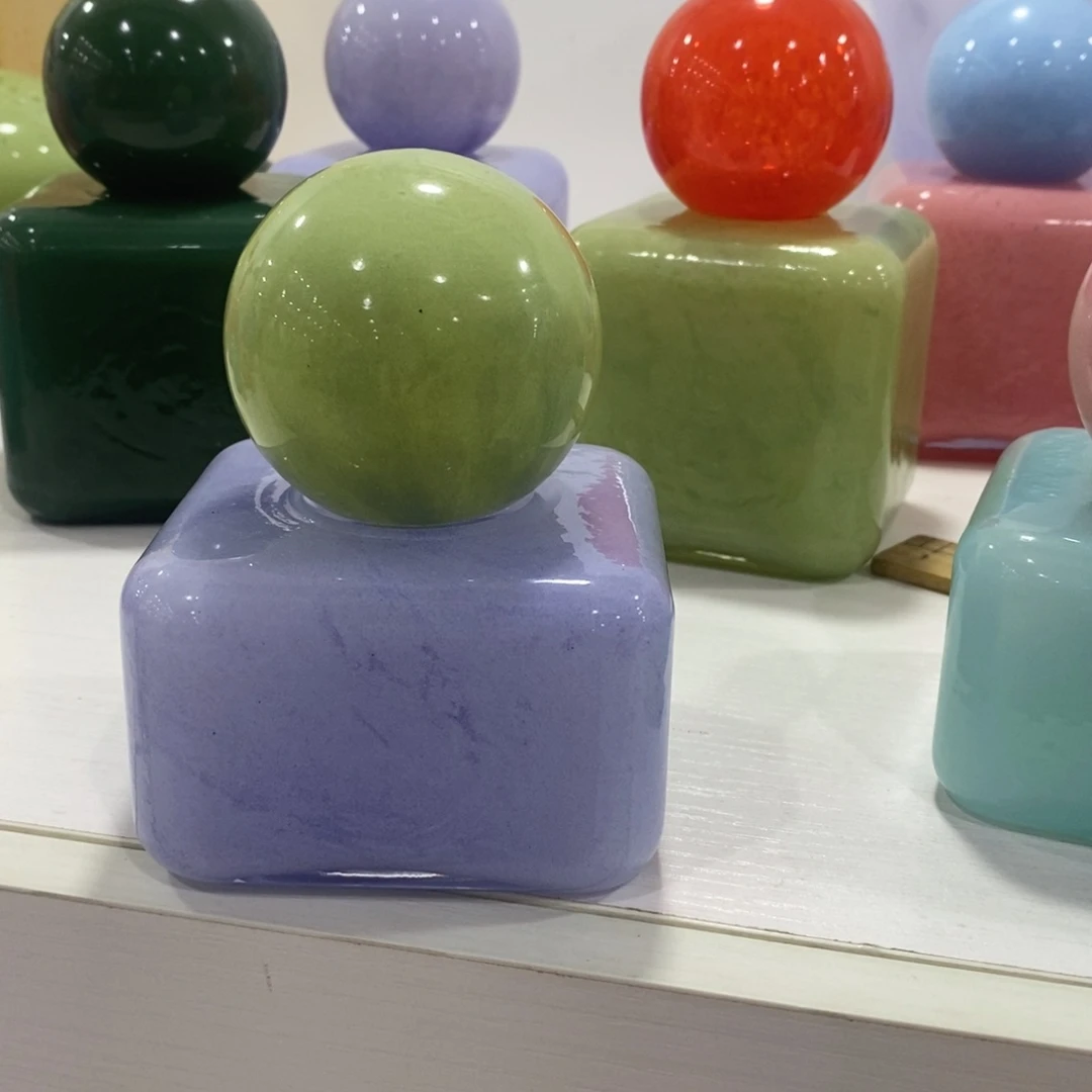 76643467887544568765