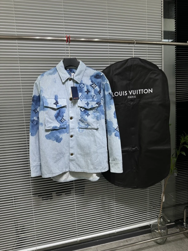 全新 LV 路易威登 牛仔衬衫 夹克 老花晕染 S码 1.82w aw1454