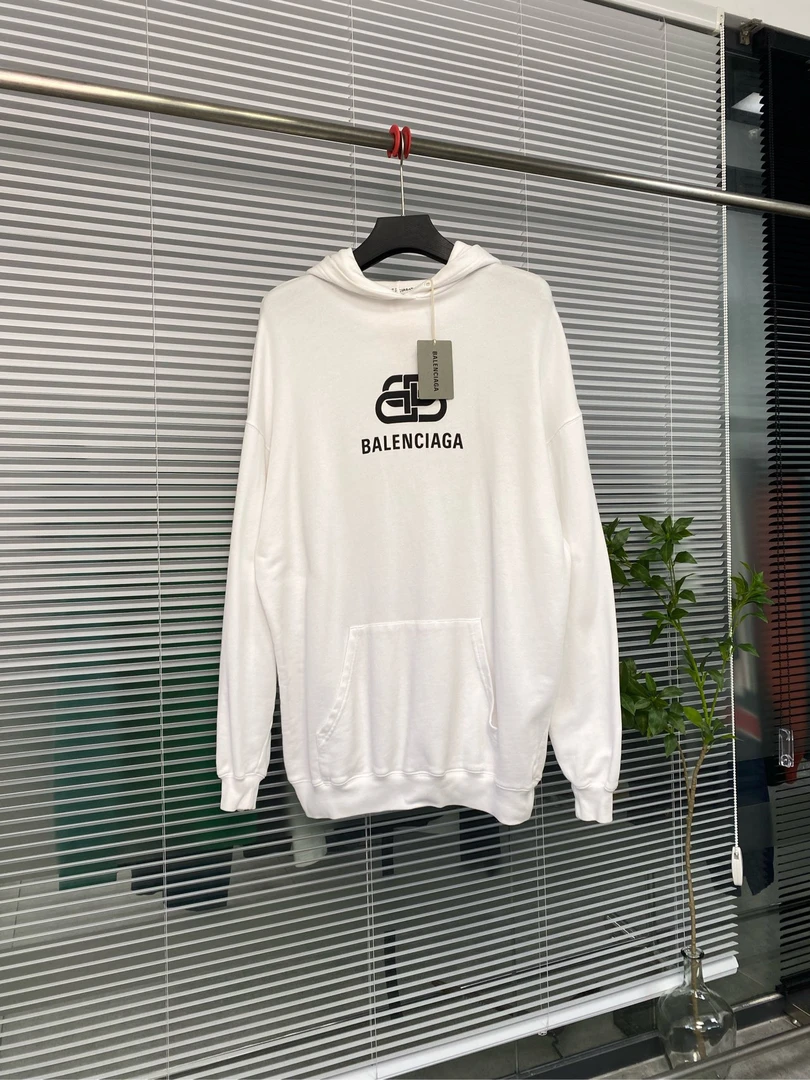 99新 Balenciaga 巴黎世家 锁扣字母 帽衫 S码 工价7k jn790