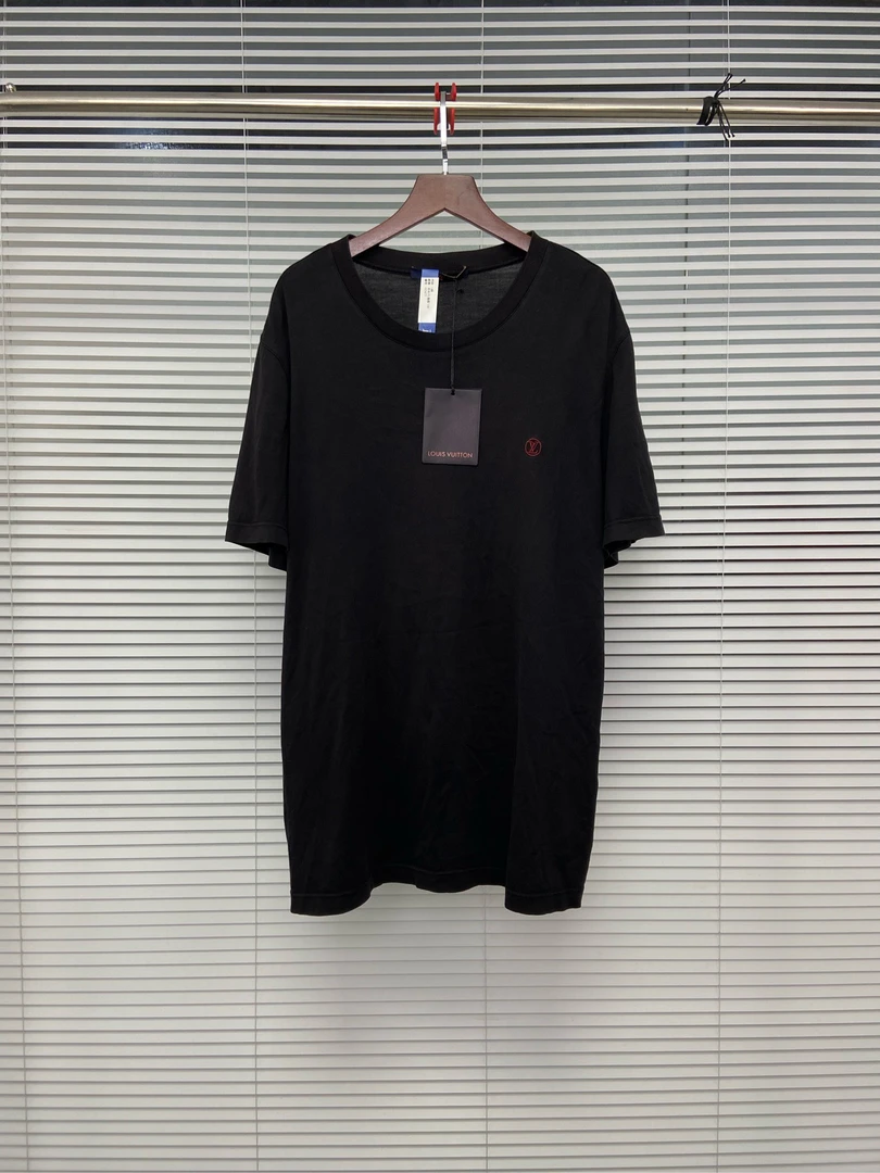 99新/ LV 路易威登 刺绣字母 短袖/L码/工价3600/ ko477
