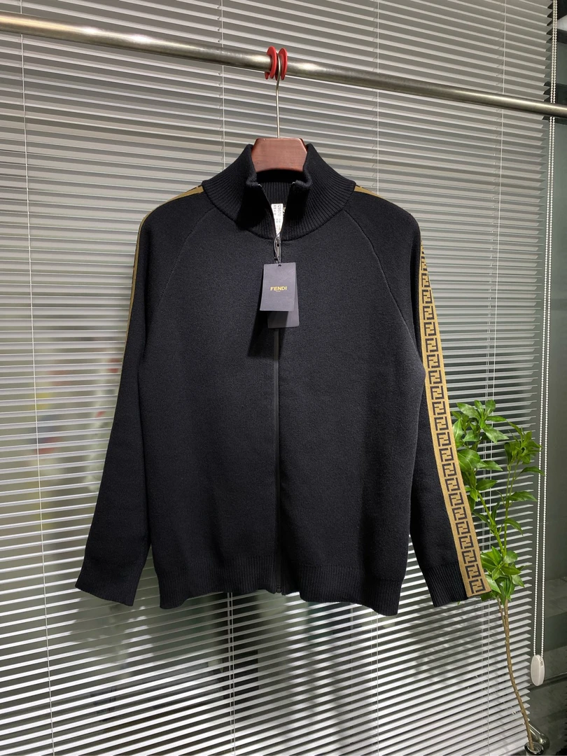 99新 Fendi 芬迪 满印条纹针织 夹克 外套 48码 工价1.2w ko1084