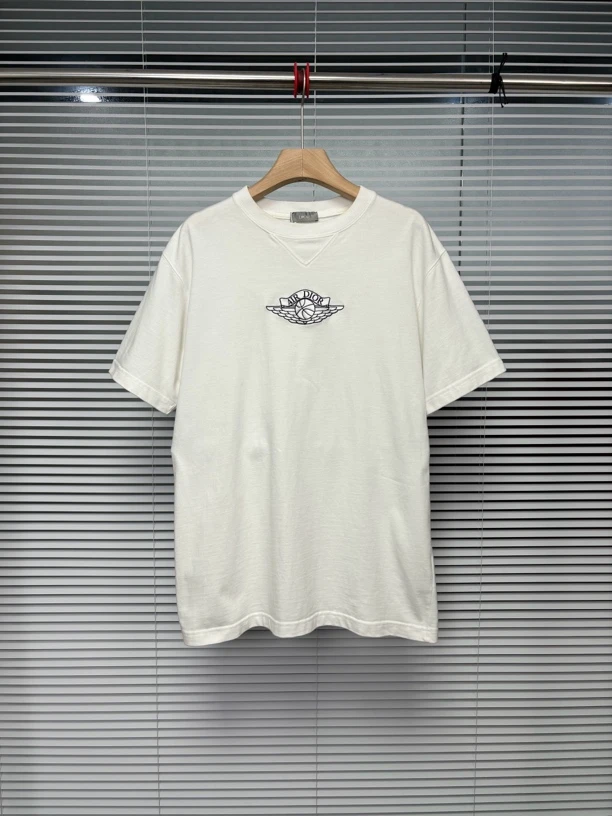99新 DIOR 迪奥 x AJ 刺绣篮球logo 短袖 M码 公价6k aw030