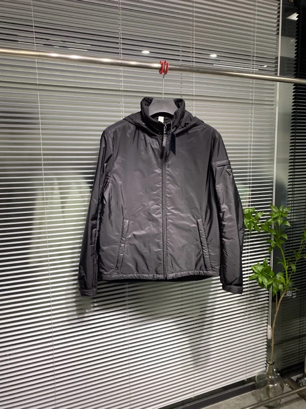 全新未使用 Prada 普拉达 夹棉夹克 外套 46码 公价15500 ko1453