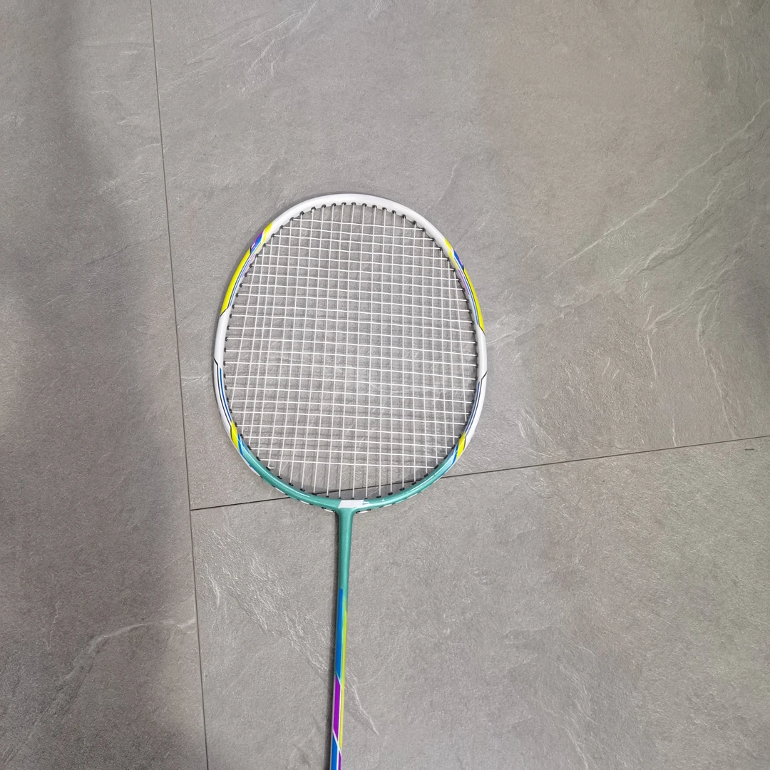 （微微瑕）羽毛球拍两只 （没有球）LI