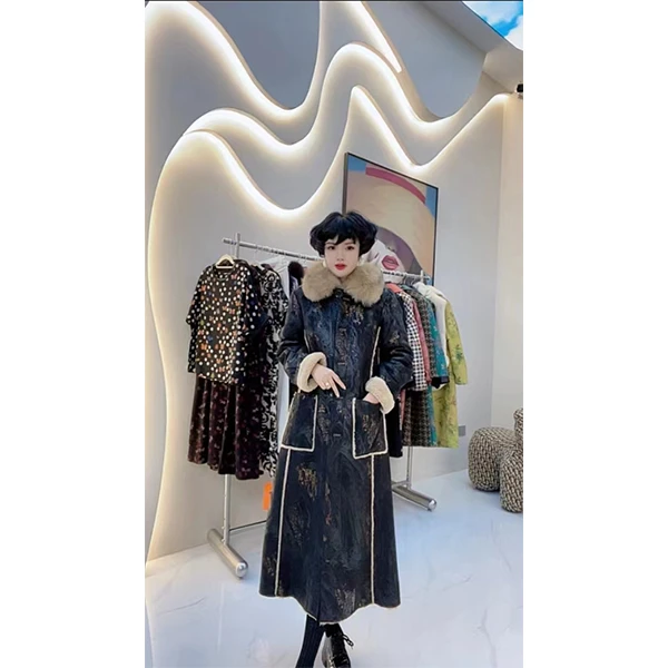 《冬日暖阳》8802-1 时尚气质拼接冬季轻奢中长款大衣外套