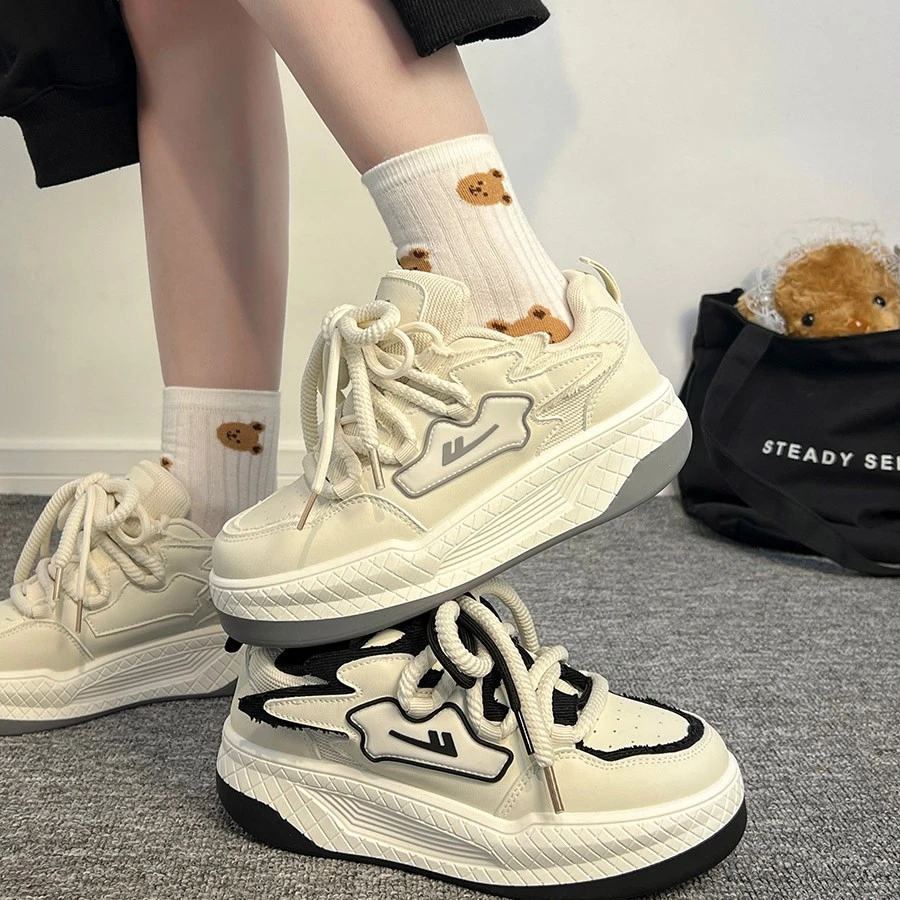 回力面包鞋女2024新款鞋子小众设计原创小白鞋韩系百搭厚底板鞋女