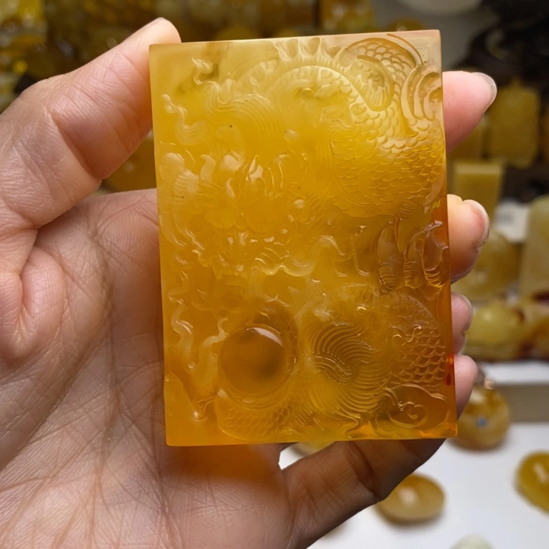 【闪购商品】蜜蜡颈饰未镶嵌花**榴