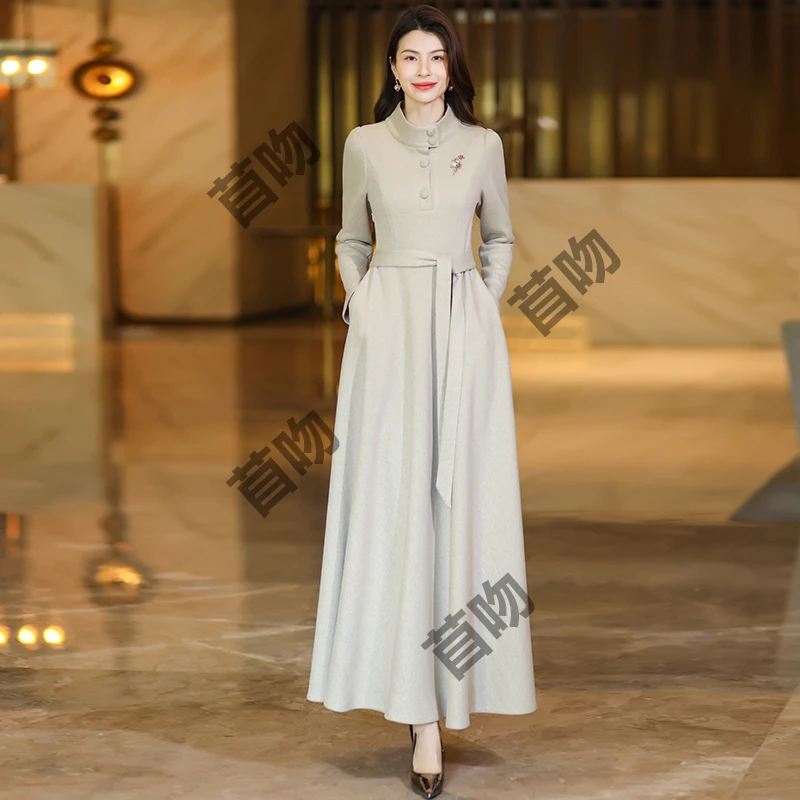 秋冬新款米兰卡连衣裙女2025新款收腰显瘦复古法式立领到脚踝长裙
