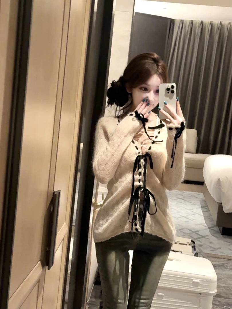 WW定制 「海滨微风」女款气质服装秋季收腰显瘦性感打底美背毛衣