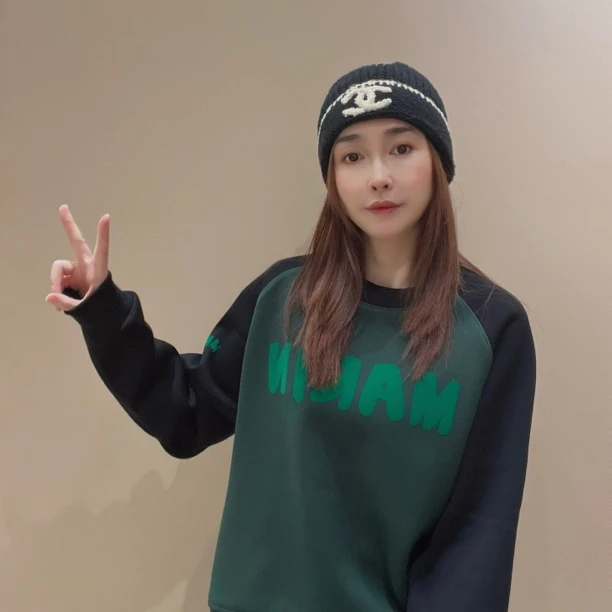 【大佬娜推荐】102187加绒加厚洋气时尚女装百搭轻奢秋季女装卫衣