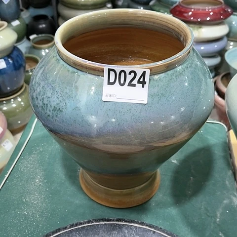红陶20CM（含）-50CM（不含）