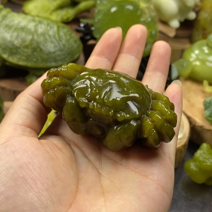 蛇纹石玉手把未镶嵌