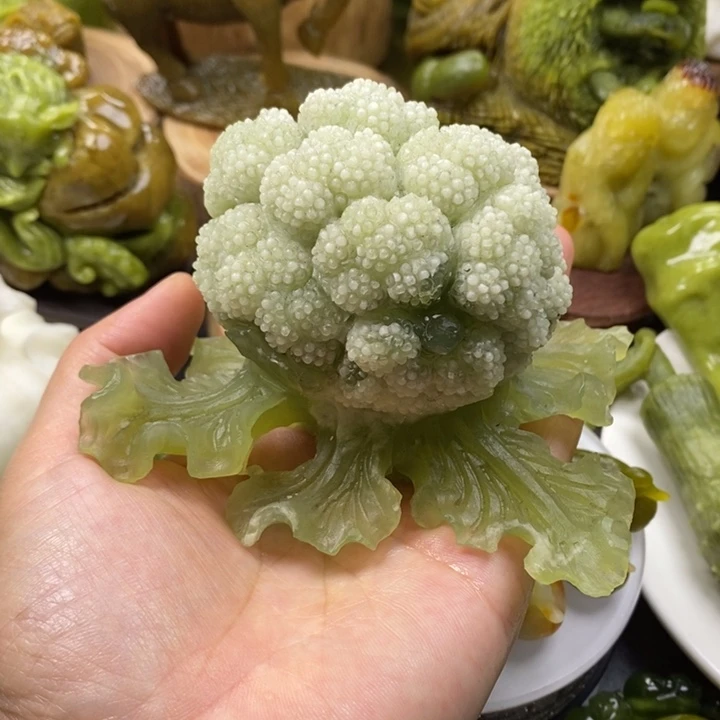 蛇纹石玉手把未镶嵌虞*