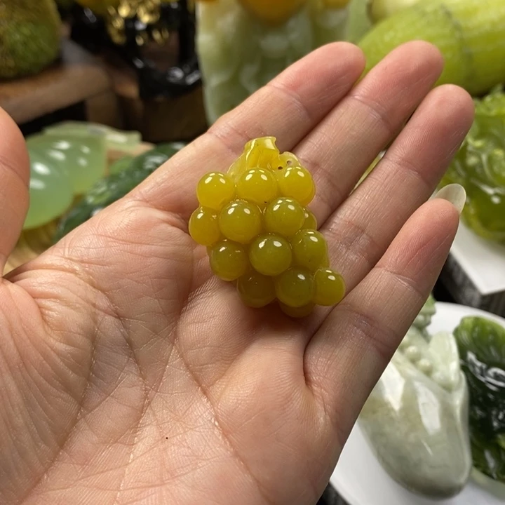 蛇纹石玉手把未镶嵌