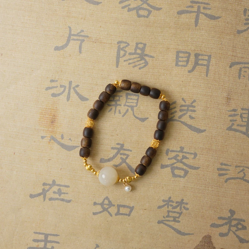 【佩洁】18k金和田玉沉香手串百搭