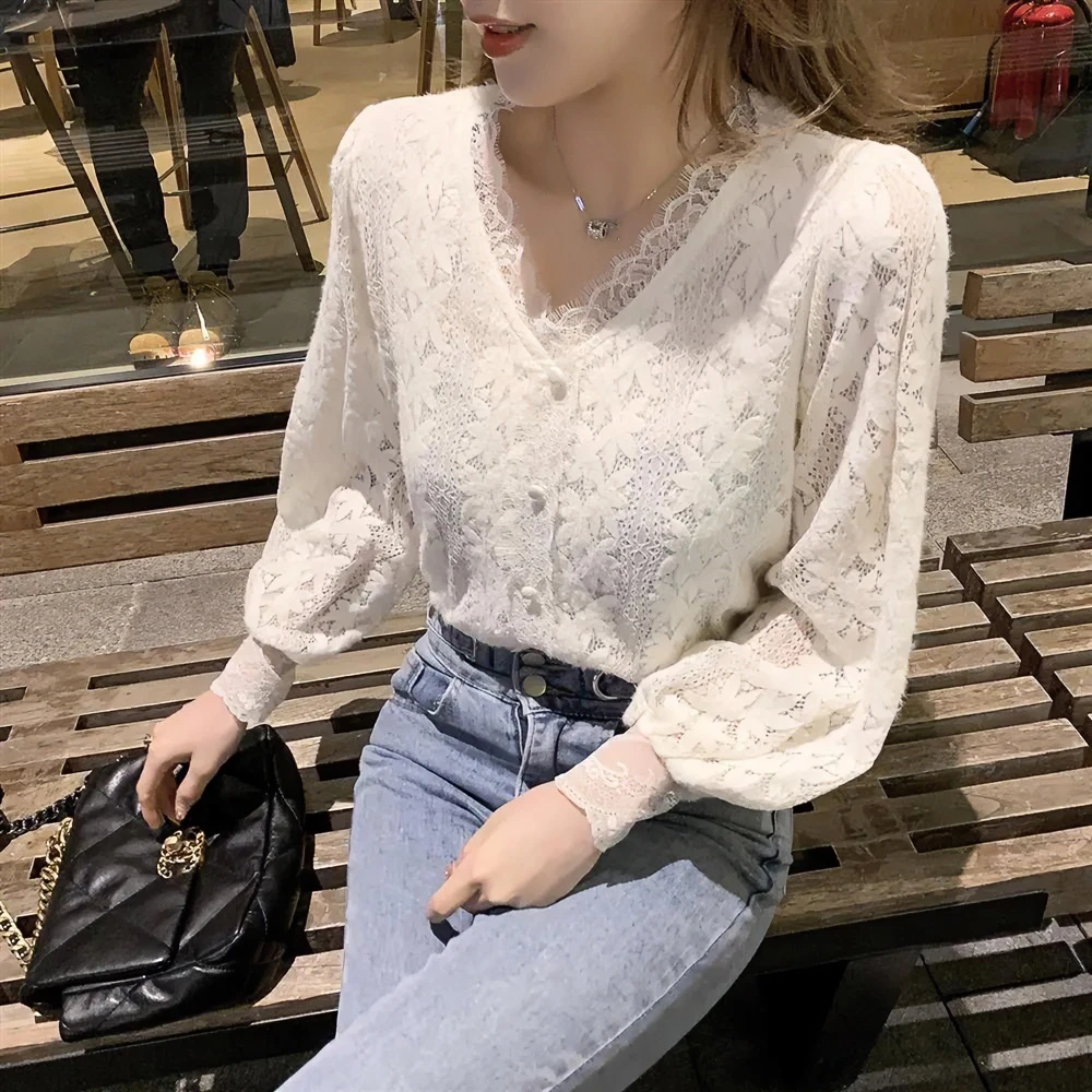 V领蕾丝打底衫女装百搭洋气内搭套头上衣D80长袖时尚气质蕾丝衫