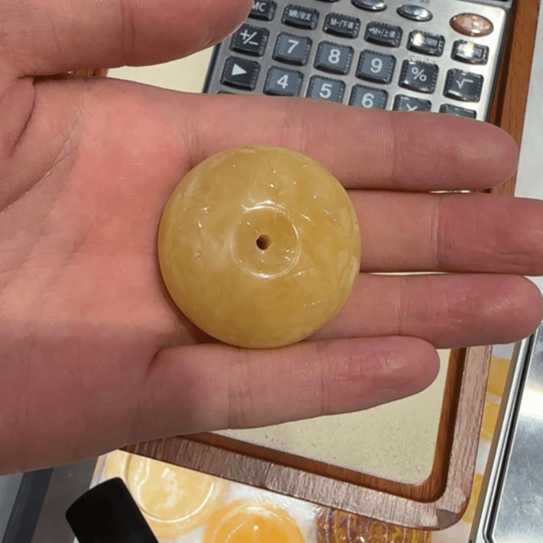 【闪购商品】琥珀手链未镶嵌知**云