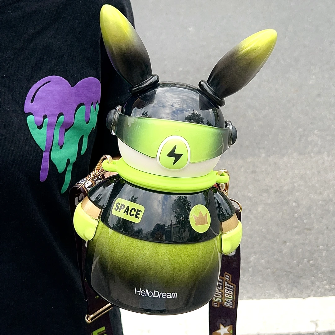 闪电兔保温杯创意潮玩太空杯男时尚吸管杯学生户外水壶运动潮酷女