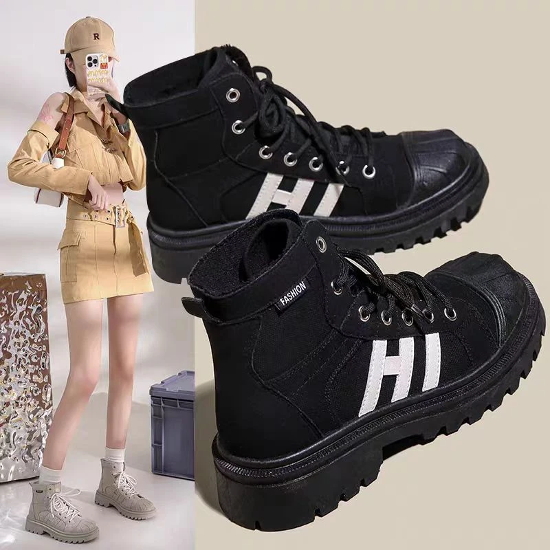 2024年春季新款真皮马丁靴