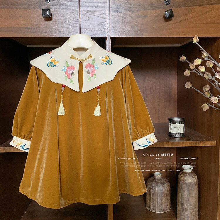 韩版套装冬季女童丝绒连衣裙新款宝宝中国风云肩加绒花边长袖裙