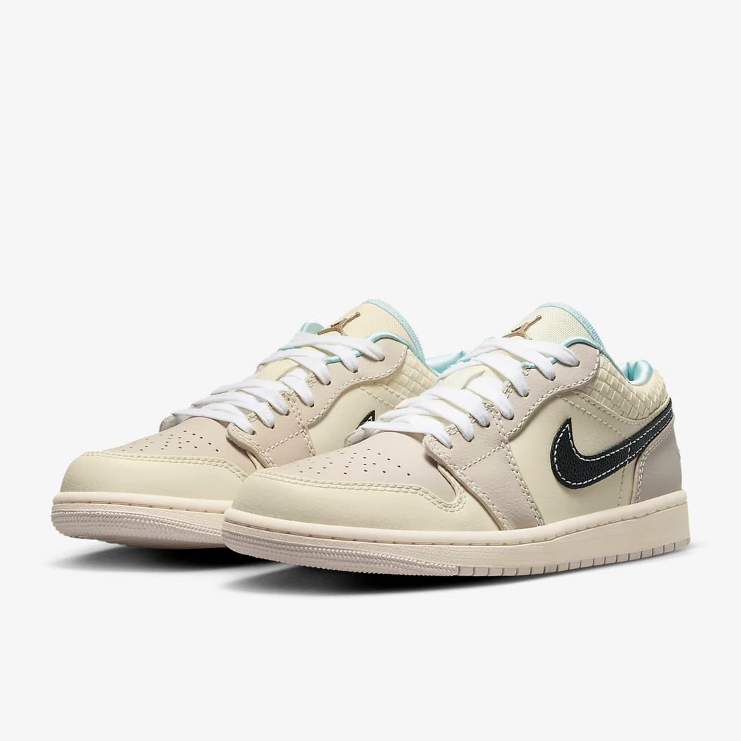 NIKE/耐克Air Jordan 1 Low雅丹风女子复古休闲运动鞋HQ3440101