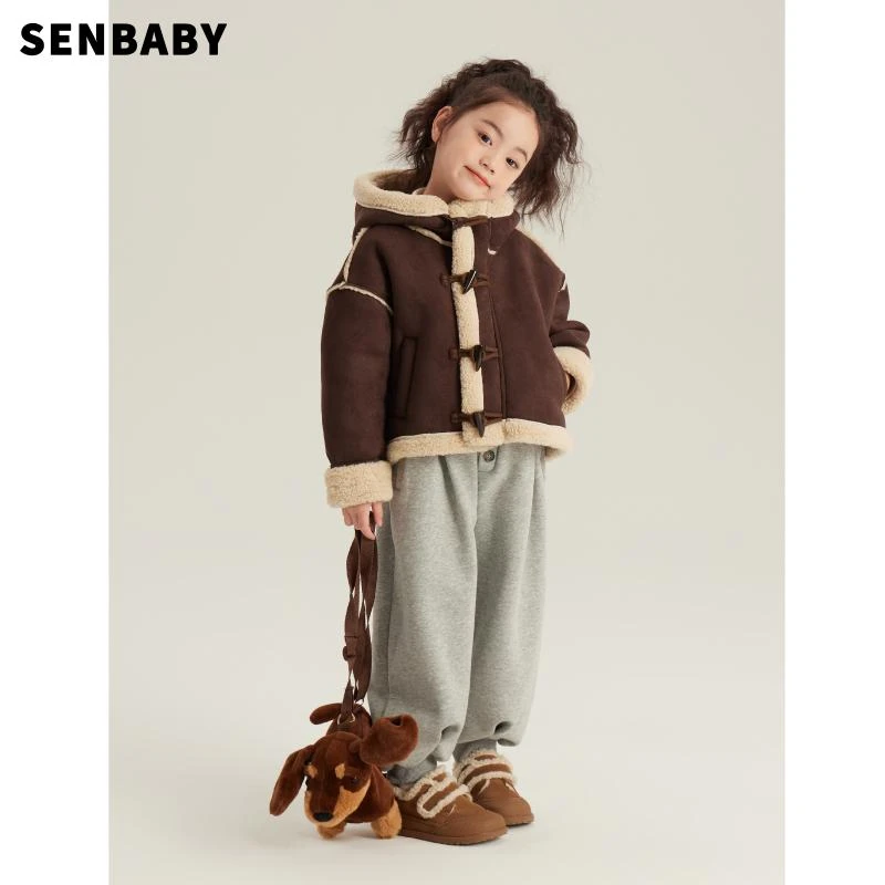 【现货】Senbaby重装定制女童童装重时尚连帽棕色加厚牛角扣外套