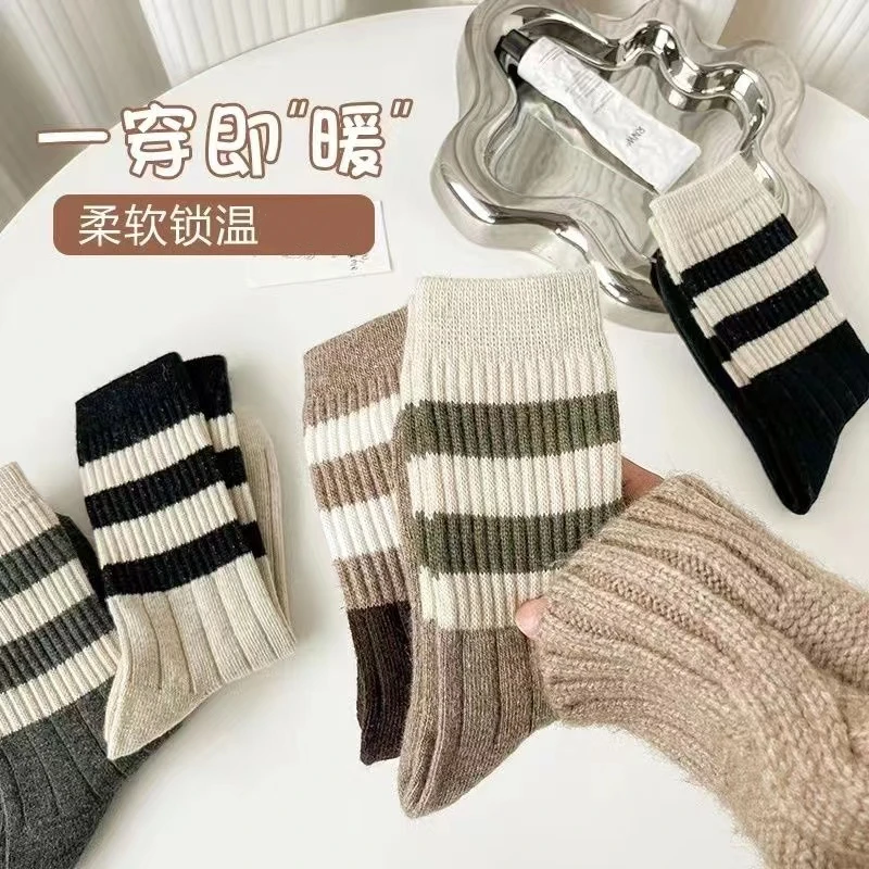 配鲨鱼裤的袜子女中筒秋冬仿羊毛加厚保暖ins潮流百搭长筒袜运动